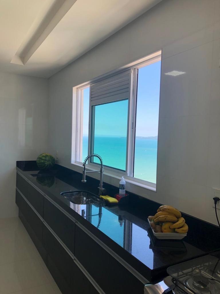 Cobertura Com Belissima Vista Para O Mar E Jacuzzi 伊塔佩马 外观 照片